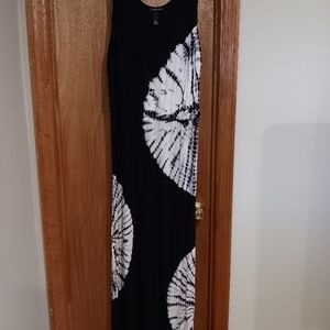 Black and White Tie-Dye Maxi Dress